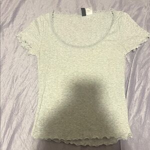 H&M Light Gray Short Sleeve Top